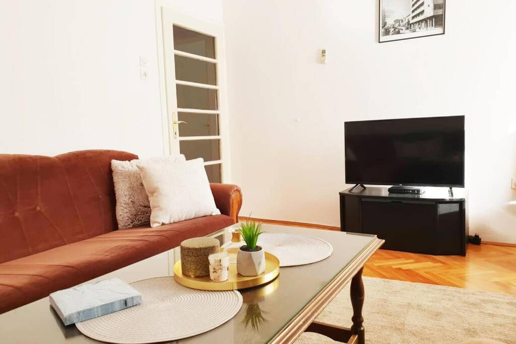 Lamiya'S 2 Bedroom Apartment Mostar Exterior photo